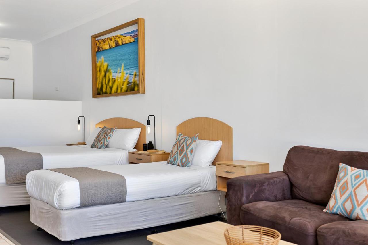 Coast Motel And Apartments Port Noarlunga Buitenkant foto