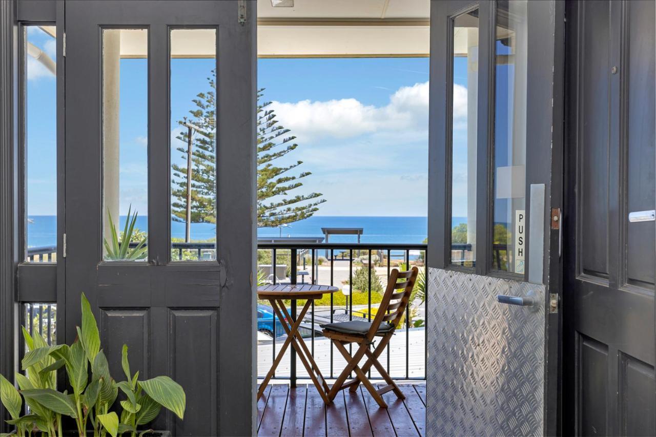 Coast Motel And Apartments Port Noarlunga Buitenkant foto