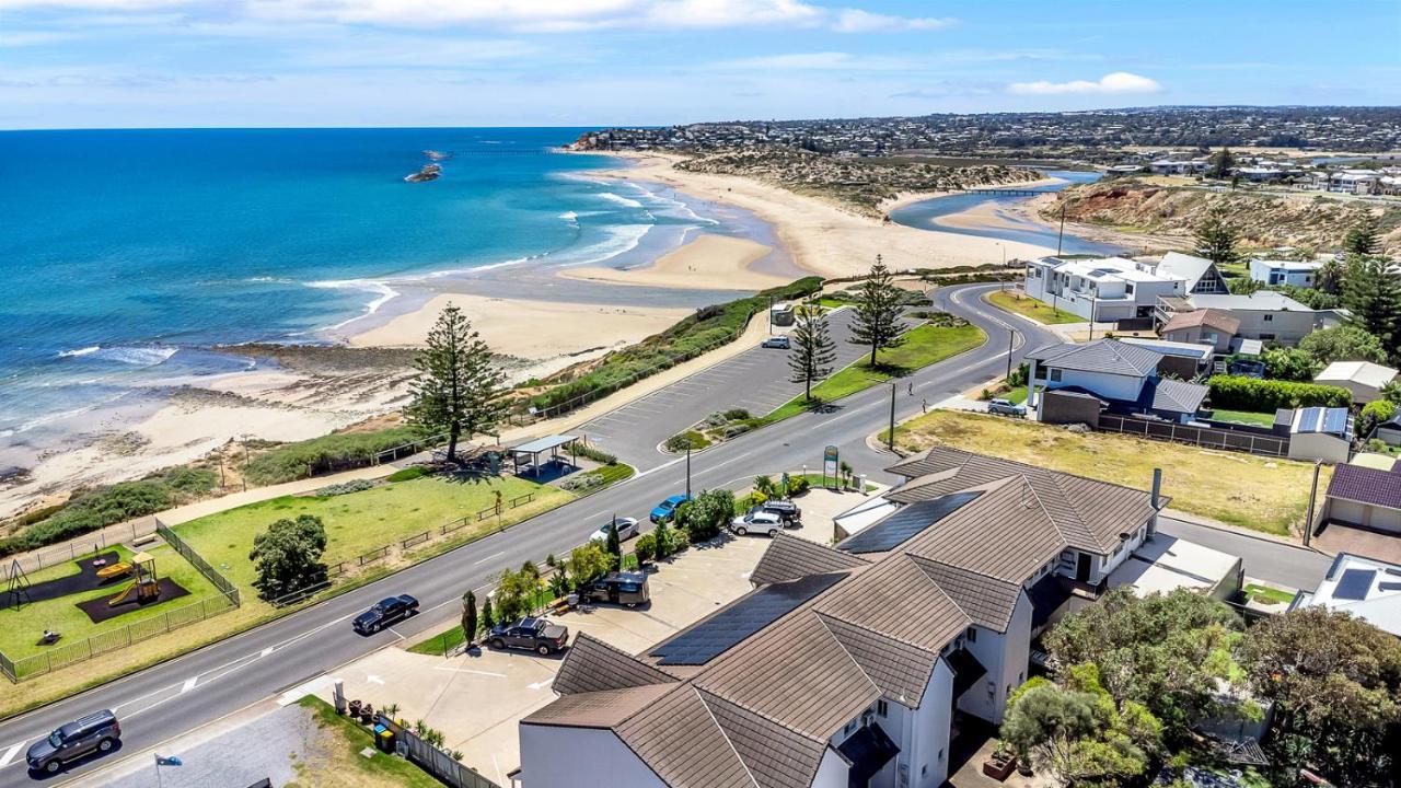 Coast Motel And Apartments Port Noarlunga Buitenkant foto