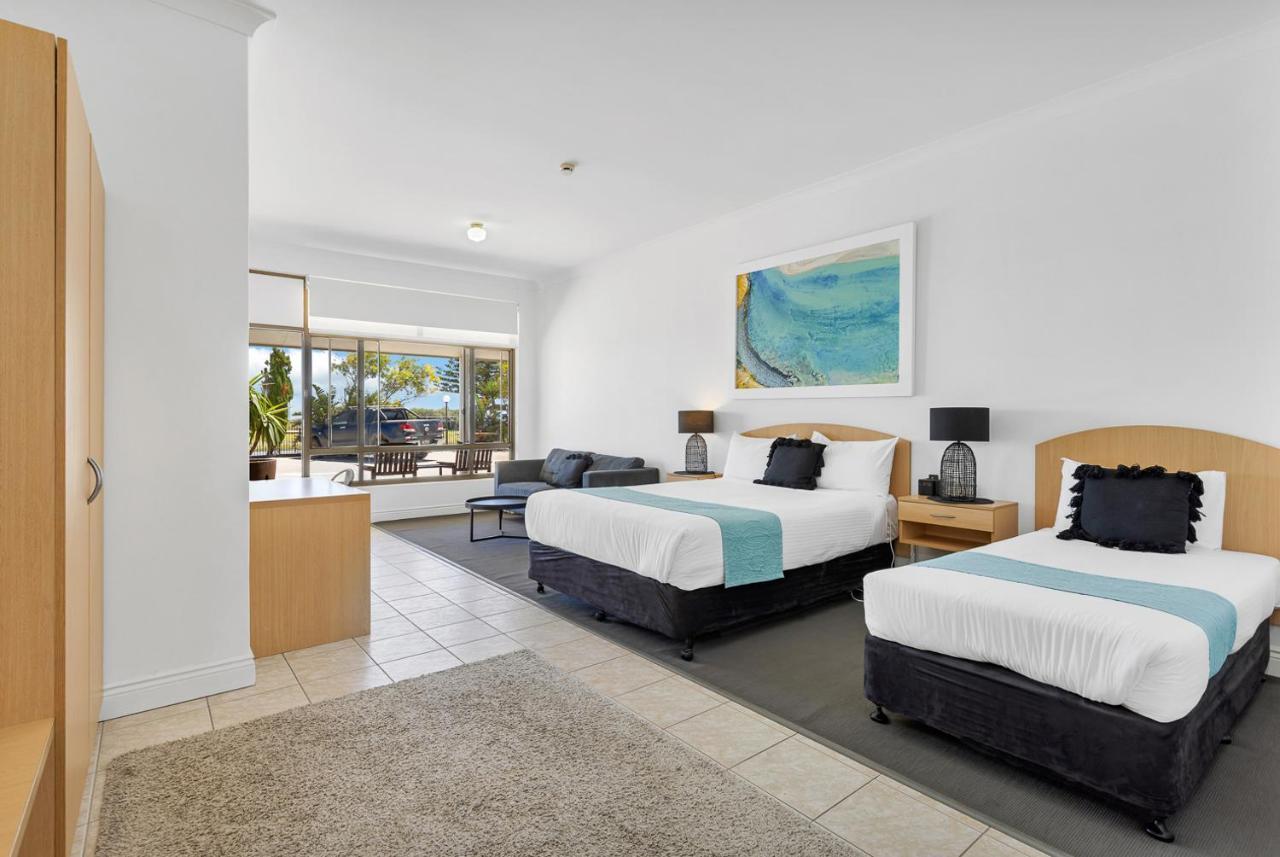 Coast Motel And Apartments Port Noarlunga Buitenkant foto