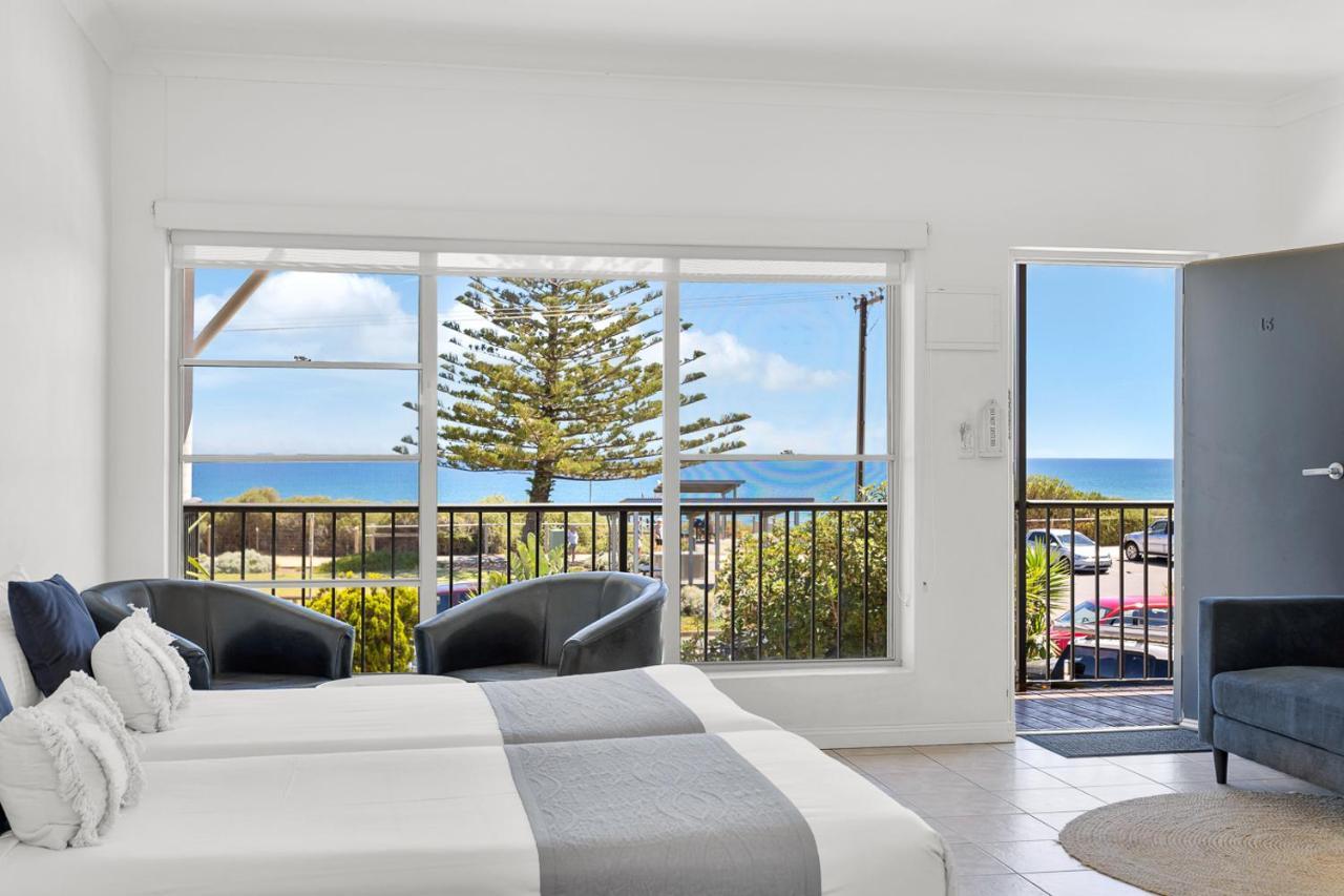 Coast Motel And Apartments Port Noarlunga Buitenkant foto