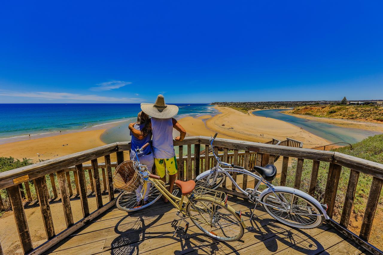 Coast Motel And Apartments Port Noarlunga Buitenkant foto